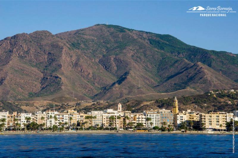 Apartamento La Libertad Estepona Bagian luar foto
